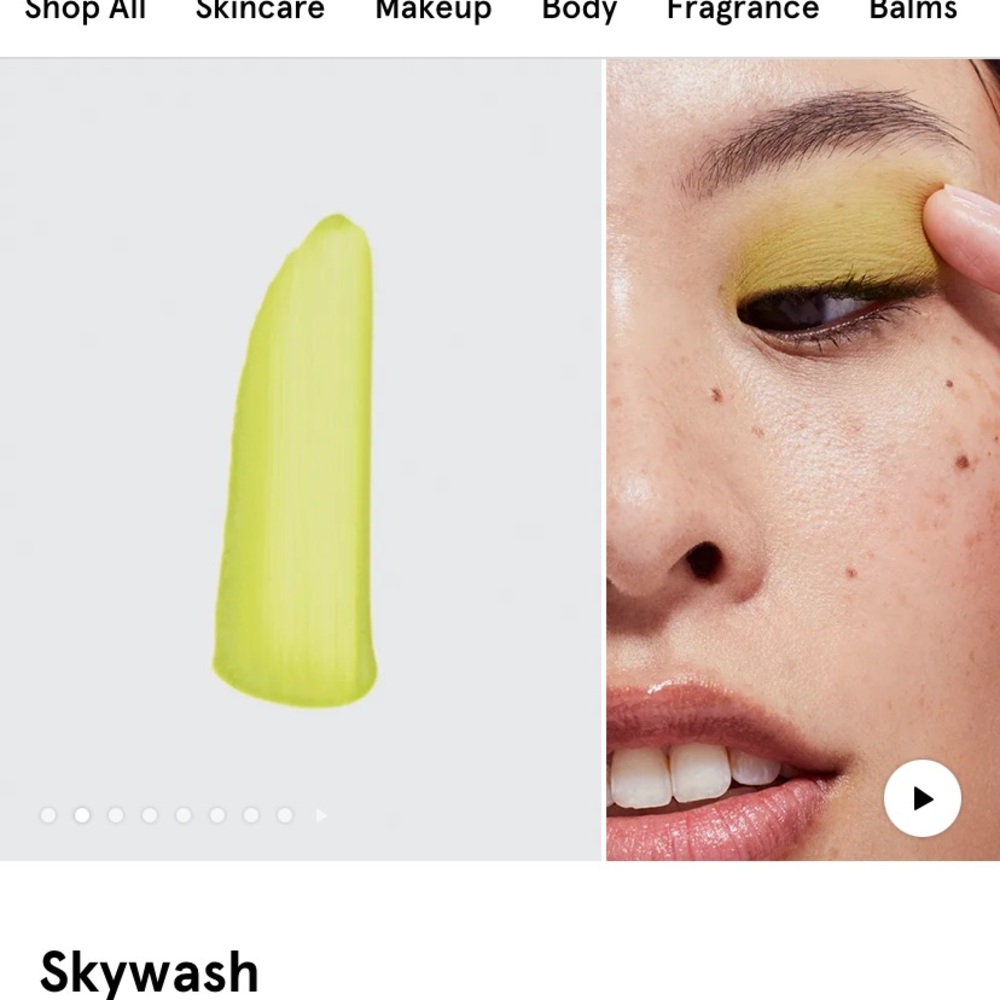 NIB Glossier Skywash in Lawn